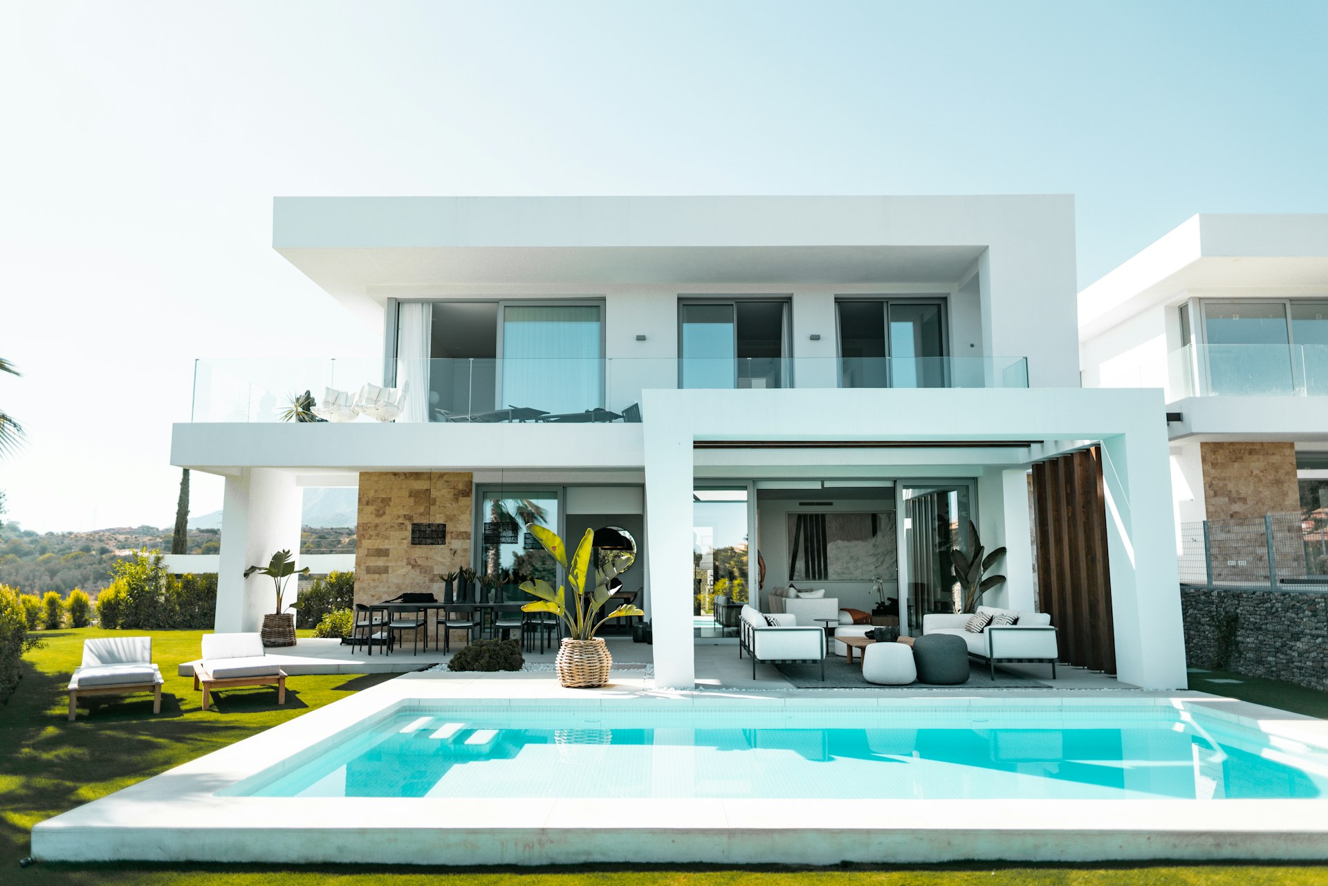 Real Estate & Developers